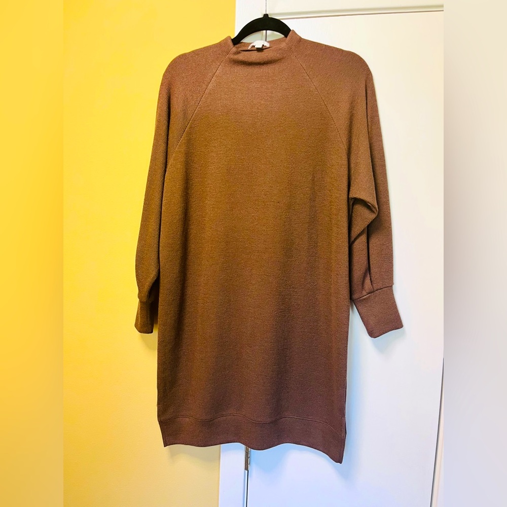 Light weight sweater dress, GB, small, cute details on sleeves,